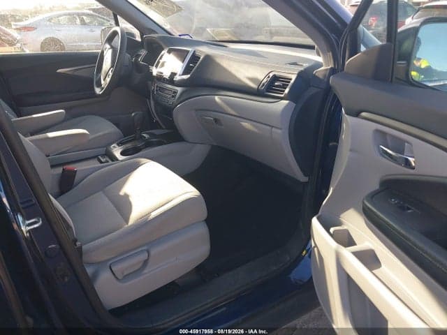2017 HONDA PILOT EX 5