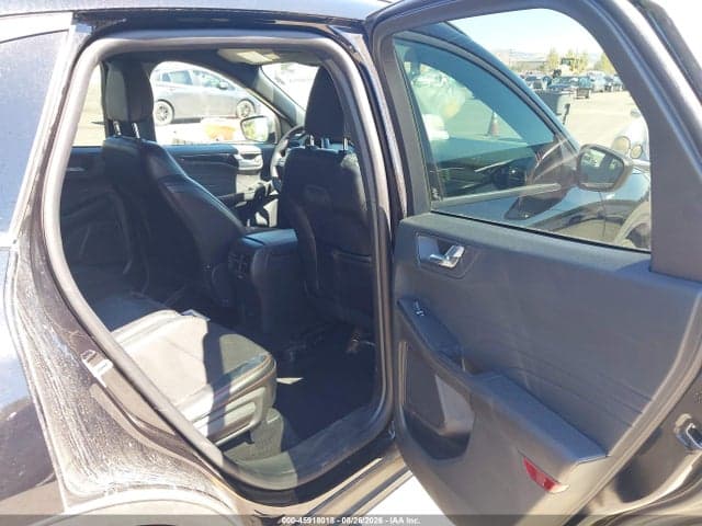 2025 FORD ESCAPE ST-LINE 8