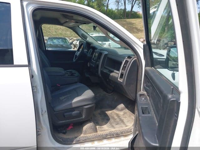 2017 RAM 1500 TRADESMAN 4X4 6'4 BOX 5