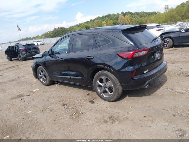 2023 FORD ESCAPE ST-LINE 3