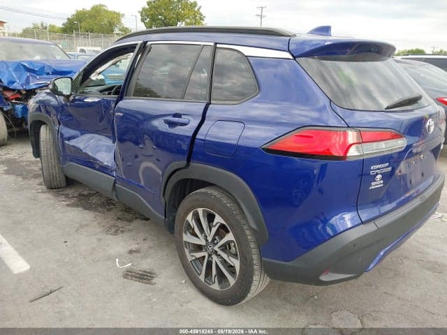 2023 TOYOTA COROLLA CROSS XLE 3