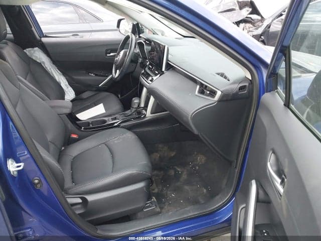 2023 TOYOTA COROLLA CROSS XLE 5