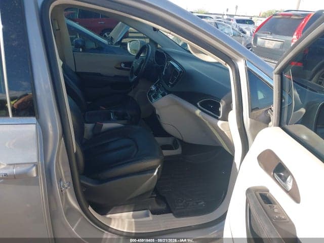 2017 CHRYSLER PACIFICA TOURING-L 5