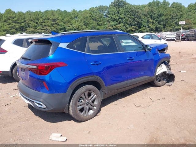 2022 KIA SELTOS S 4