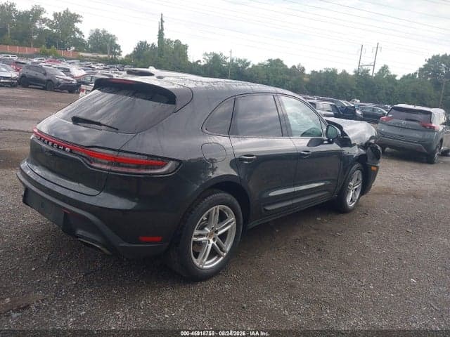 2024 PORSCHE MACAN T 4