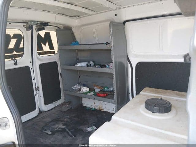 2017 NISSAN NV200 SV 8