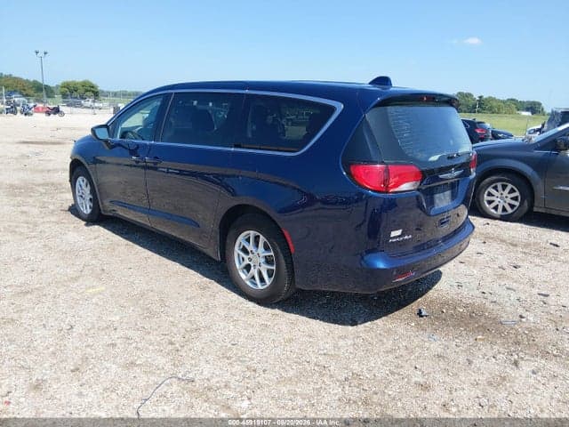 2018 CHRYSLER PACIFICA LX 3