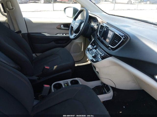 2018 CHRYSLER PACIFICA LX 5