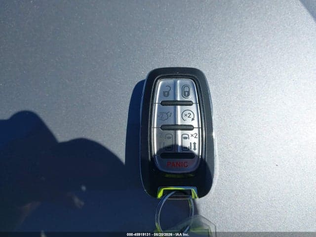 2024 CHRYSLER PACIFICA TOURING L 11