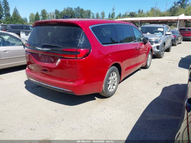 2024 CHRYSLER PACIFICA TOURING L 4