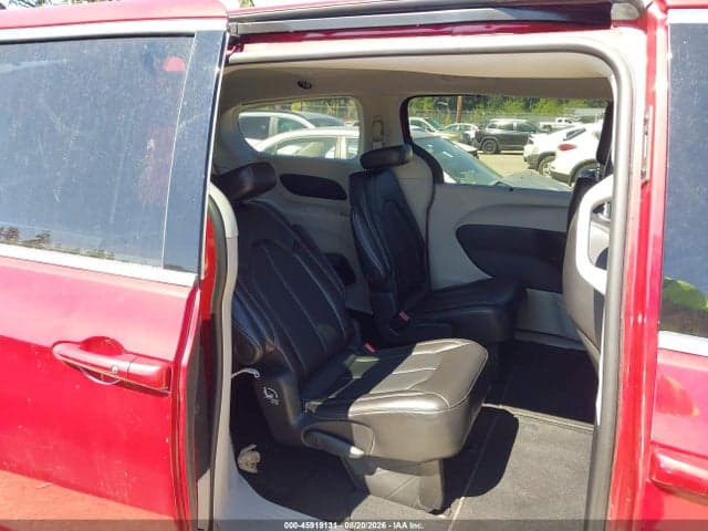 2024 CHRYSLER PACIFICA TOURING L 8