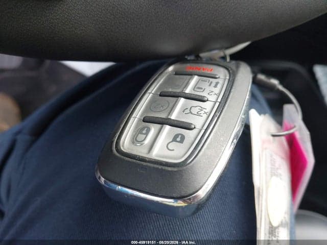 2026 CHRYSLER PACIFICA SELECT 11