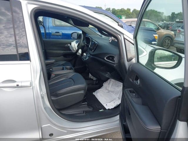 2026 CHRYSLER PACIFICA SELECT 5