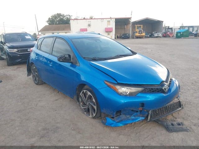 2018 TOYOTA COROLLA IM 1