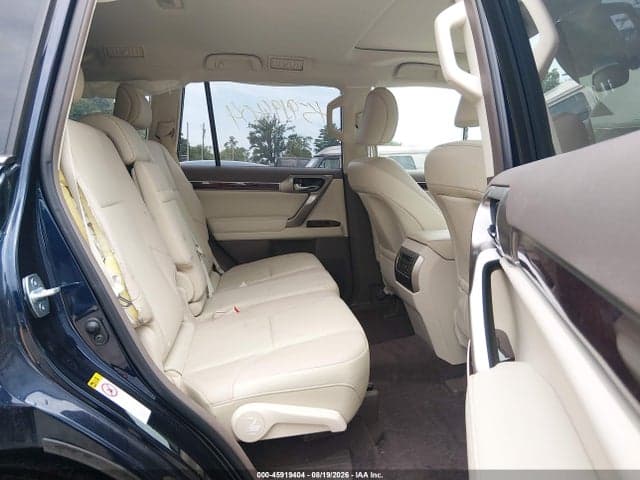 2017 LEXUS GX 460 8