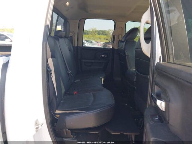 2017 RAM 1500 NIGHT 4X2 6'4 BOX 8