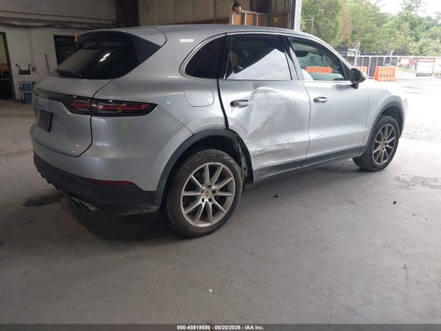 2019 PORSCHE CAYENNE S 4
