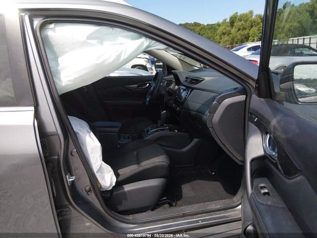 2017 NISSAN ROGUE SV 5