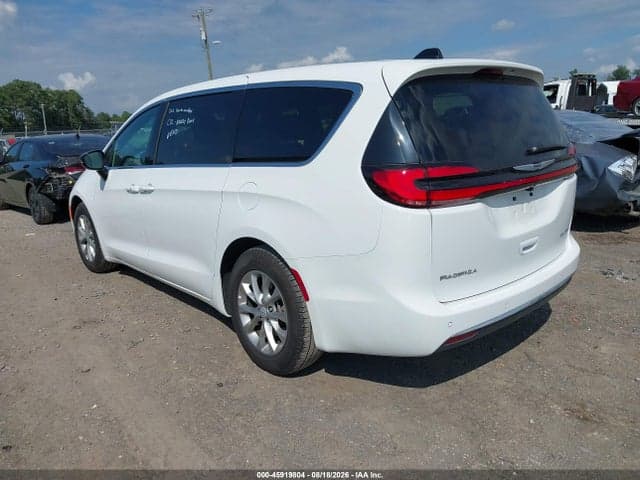 2026 CHRYSLER PACIFICA LIMITED 3