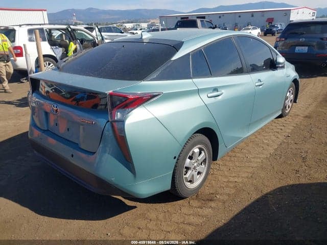 2017 TOYOTA PRIUS THREE 4