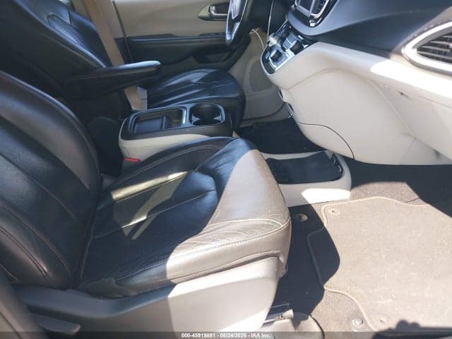 2020 CHRYSLER PACIFICA TOURING L 5
