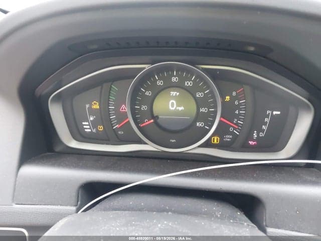 2017 VOLVO XC60 T5 7