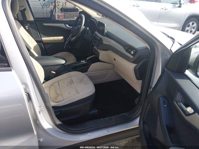 2020 FORD ESCAPE SE 5