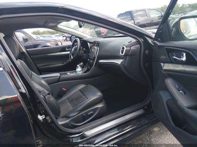 2017 NISSAN MAXIMA 3.5 SR 5