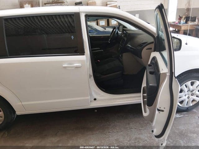 2018 DODGE GRAND CARAVAN SE 5