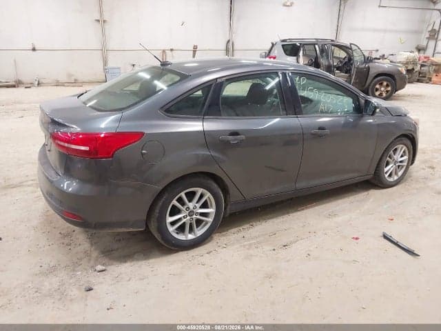 2017 FORD FOCUS SE 4