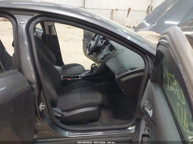 2017 FORD FOCUS SE 5