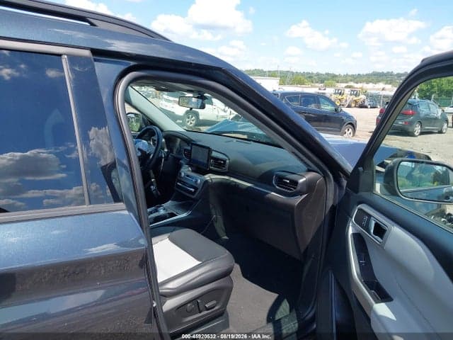 2022 FORD EXPLORER XLT 5