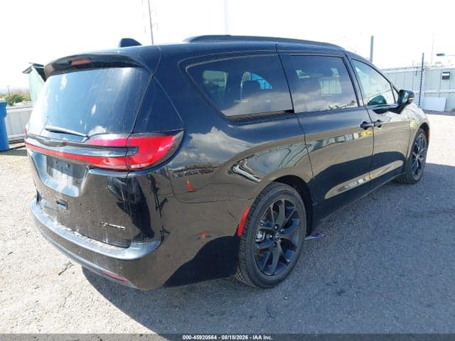 2025 CHRYSLER PACIFICA LIMITED 4