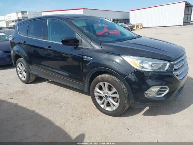 2017 FORD ESCAPE SE 1