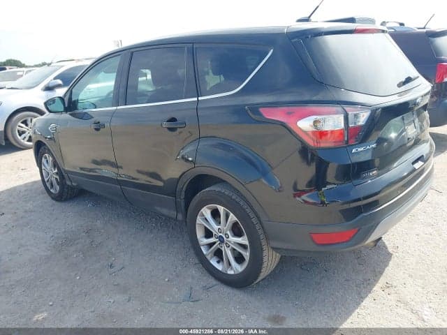 2017 FORD ESCAPE SE 3