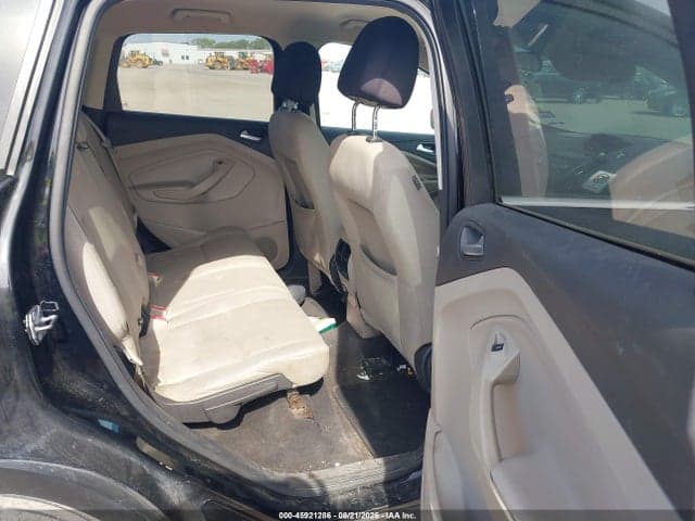 2017 FORD ESCAPE SE 8