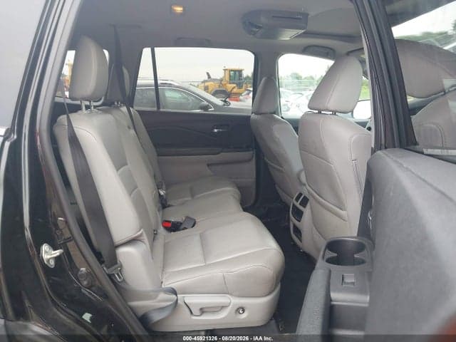 2017 HONDA PILOT EX-L 8