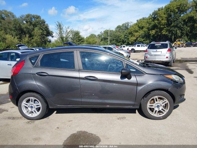 2018 FORD FIESTA SE 13