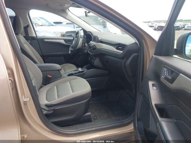 2021 FORD ESCAPE S 5