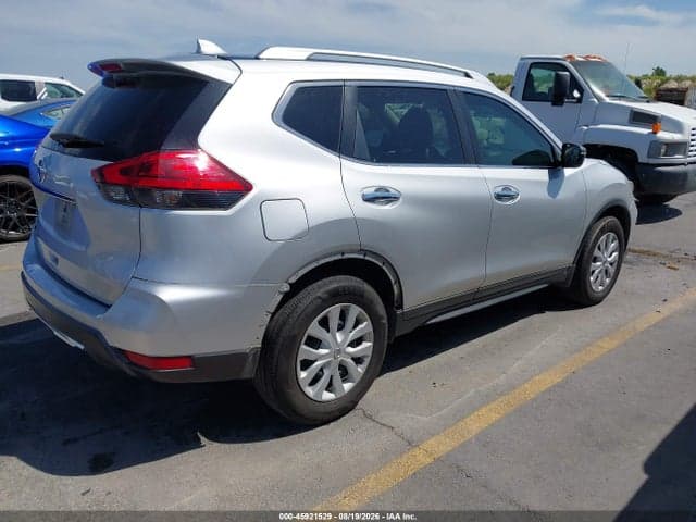 2017 NISSAN ROGUE S 4