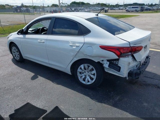 2022 HYUNDAI ACCENT SE 3