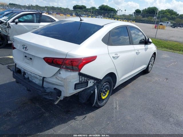 2022 HYUNDAI ACCENT SE 4