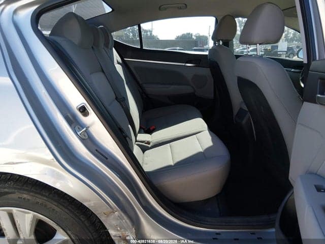 2020 HYUNDAI ELANTRA SEL 8