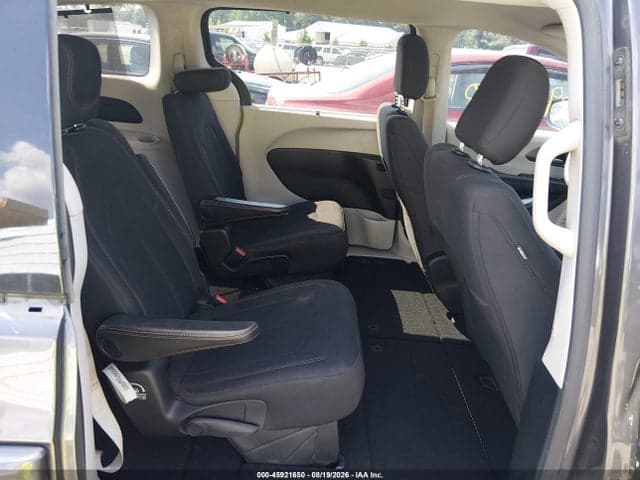 2017 CHRYSLER PACIFICA TOURING PLUS 8