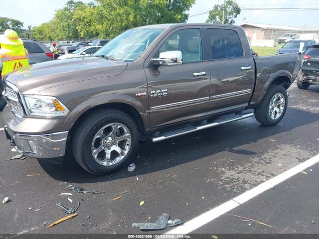 2018 RAM 1500 LARAMIE 4X4 5'7 BOX 2