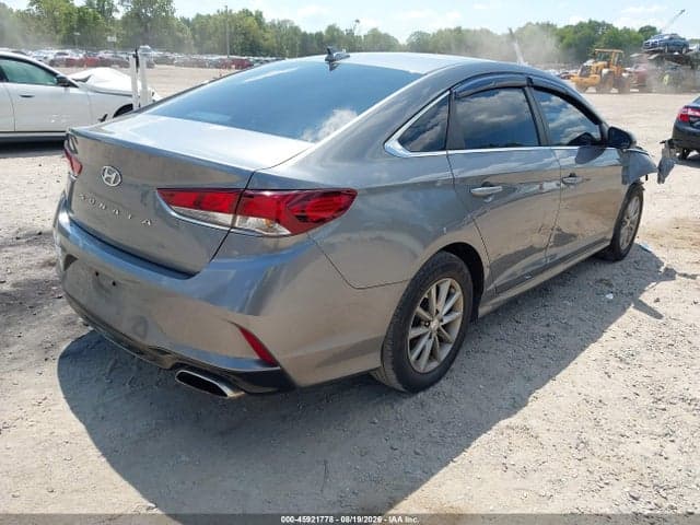 2019 HYUNDAI SONATA SE 4