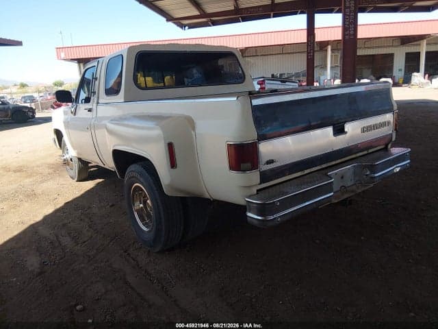 1985 CHEVROLET C30 3