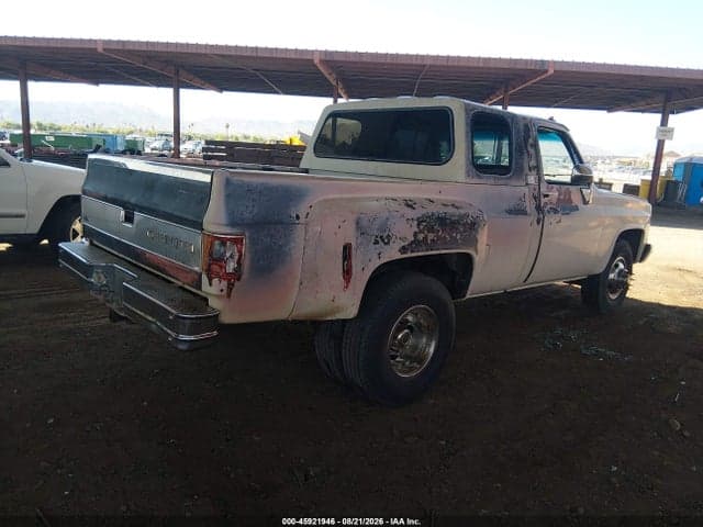 1985 CHEVROLET C30 4