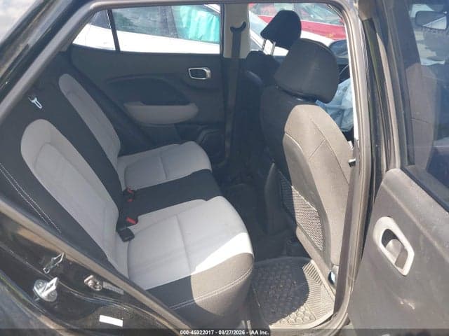 2020 HYUNDAI VENUE SEL 8