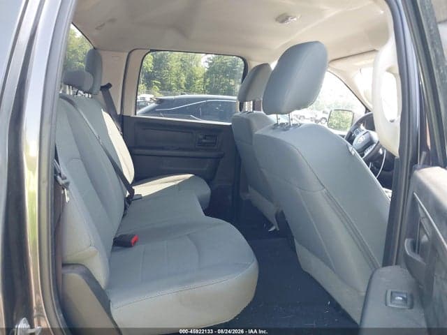 2017 RAM 1500 EXPRESS 4X4 5'7 BOX 8